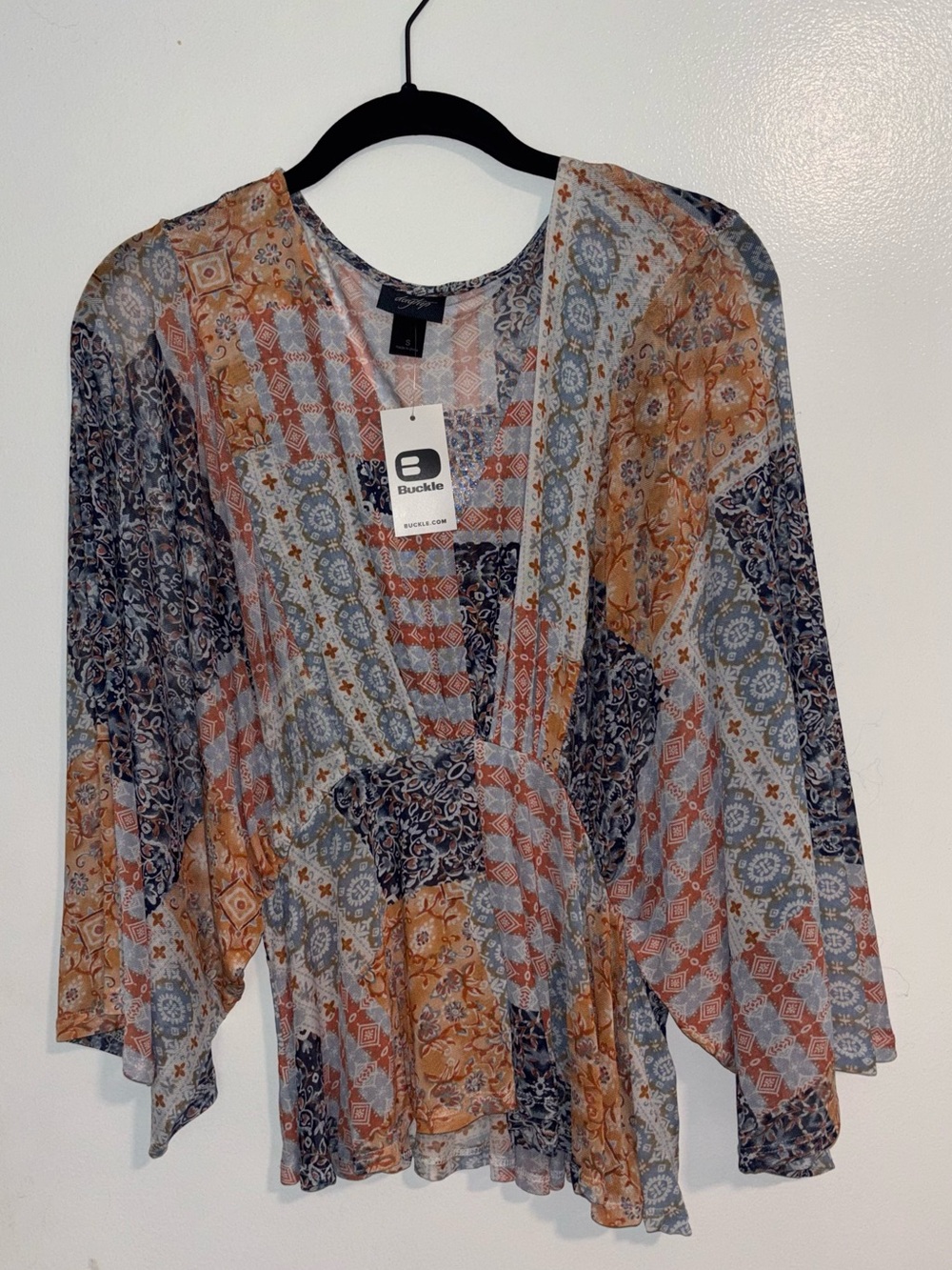 *NWT* Buckle Daytrip women’s blouse